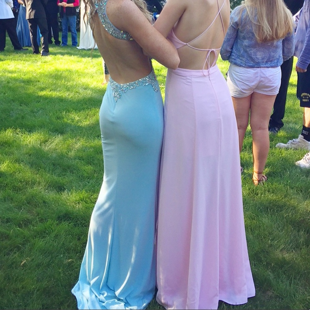 Prom Dress - Picture 5 of 8